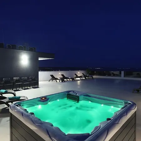 Bonaca With Jacuzzi *