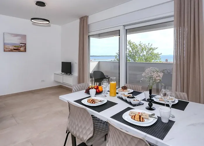 Bonaca With Jacuzzi Privlaka (Zadar)