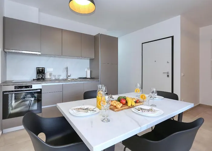 Bonaca With Jacuzzi * Privlaka (Zadar)