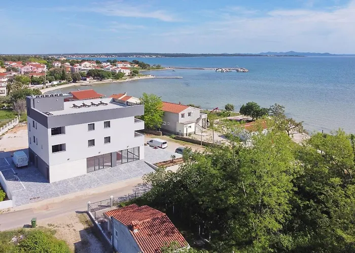 Bonaca With Jacuzzi Апартаменты