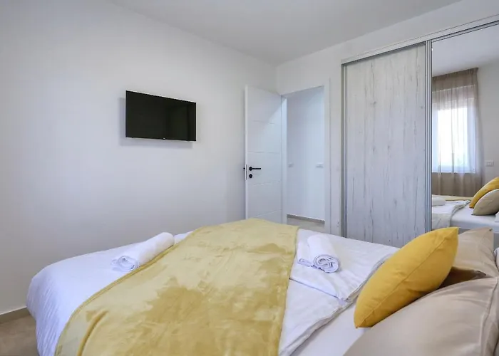 Bonaca With Jacuzzi * Привлака