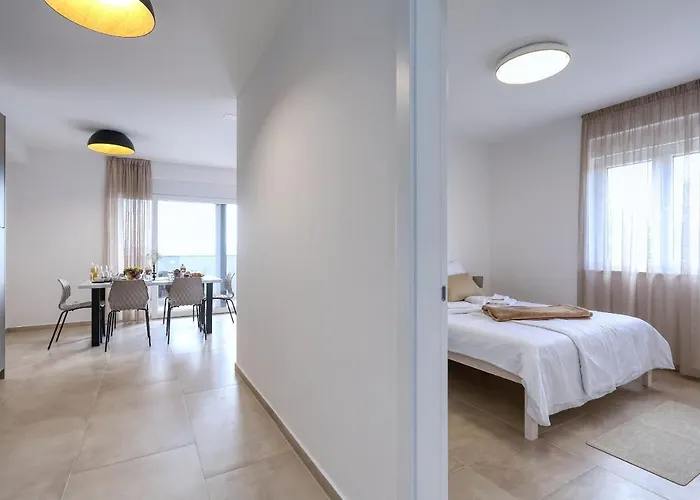 Bonaca With Jacuzzi Privlaka (Zadar)