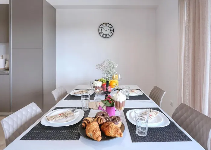 Апартаменты Bonaca With Jacuzzi