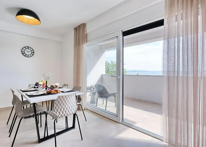 Bonaca With Jacuzzi Appartement