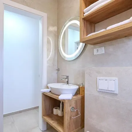 Bonaca With Jacuzzi * Privlaka