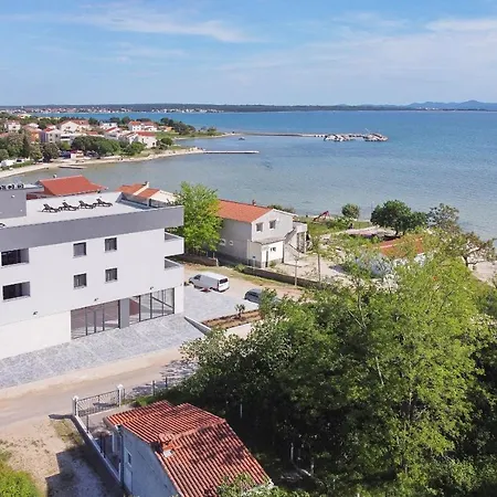 Bonaca With Jacuzzi Apartment