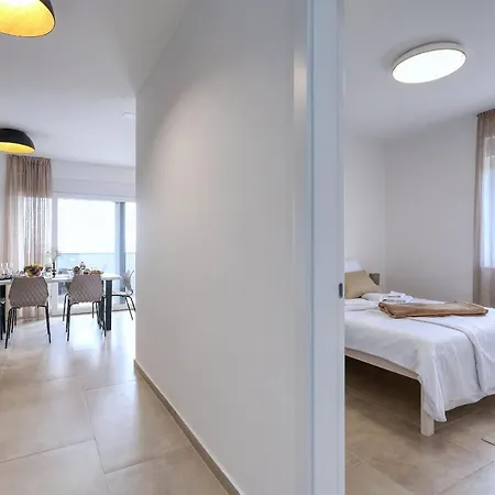 Bonaca With Jacuzzi Privlaka (Zadar)
