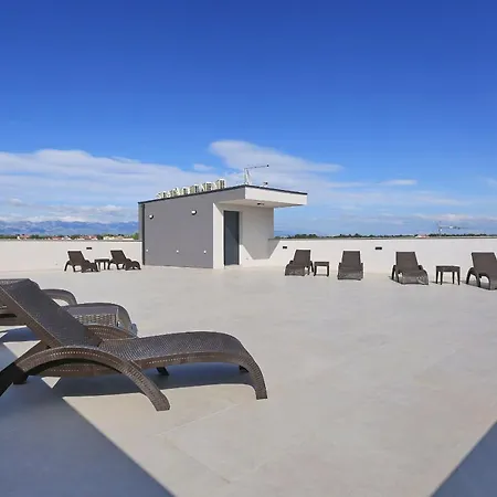 Bonaca With Jacuzzi * Privlaka